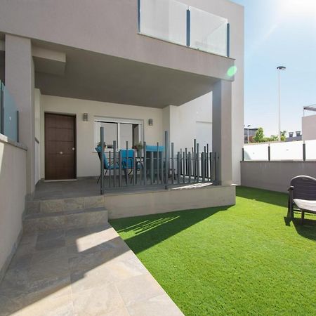059 Luxury Bungalow - Ac/Wifi Torrevieja Dış mekan fotoğraf