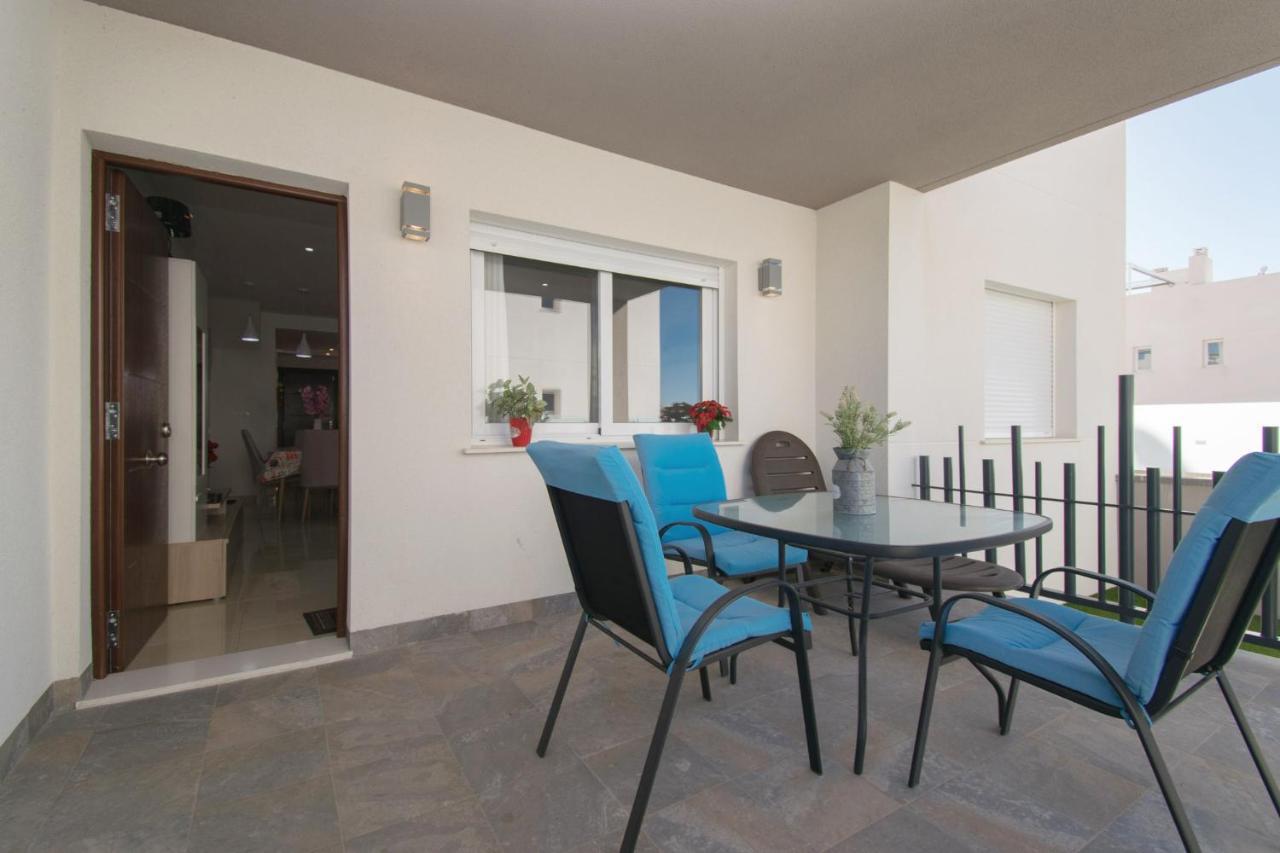 059 Luxury Bungalow - Ac/Wifi Torrevieja Dış mekan fotoğraf